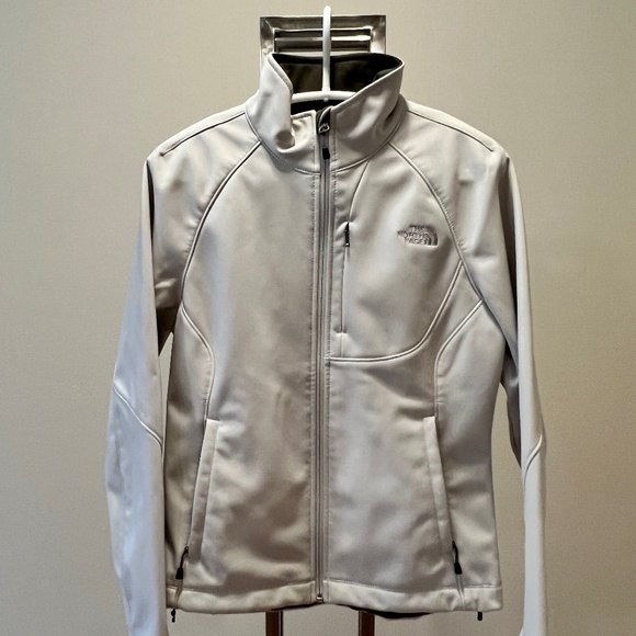 The North Face Jacket - Picture 1 of 4